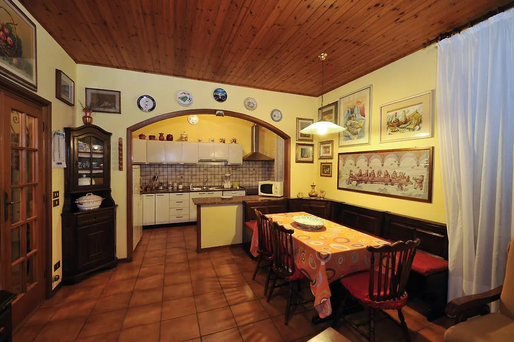 Casa Eda Guest House Lucca Country house